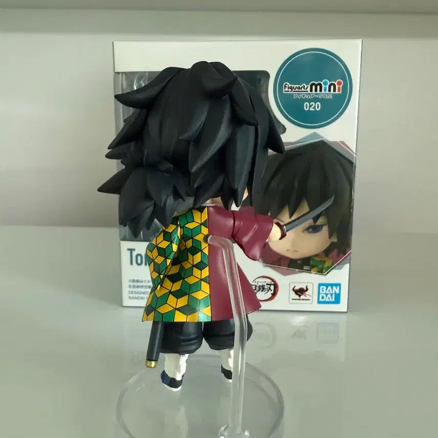 [BUNJANG] Demon Slayer Giyu Figuarts mini Figure / 귀멸의칼날 기유 피규아츠미니 피규어