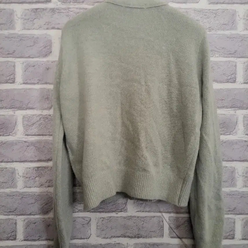 [BUNJANG] Neroli Light Green V-Neck Cardigan / neroli 연그린 브이넥 가디건 /알뜰한여우
