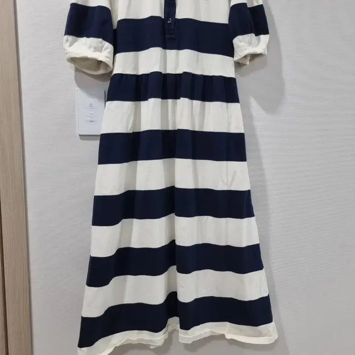 [BUNJANG] Jucy Judy Navy Stripe Dress / JucyJudy 쥬시쥬디 네이비 스트라이프 원피스 23fw