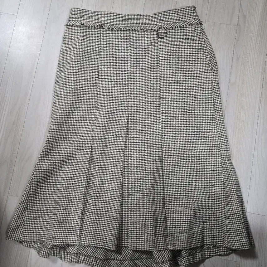 [BUNJANG] Lucky Chouette Check Skirt / 럭키슈에뜨 체크 치마