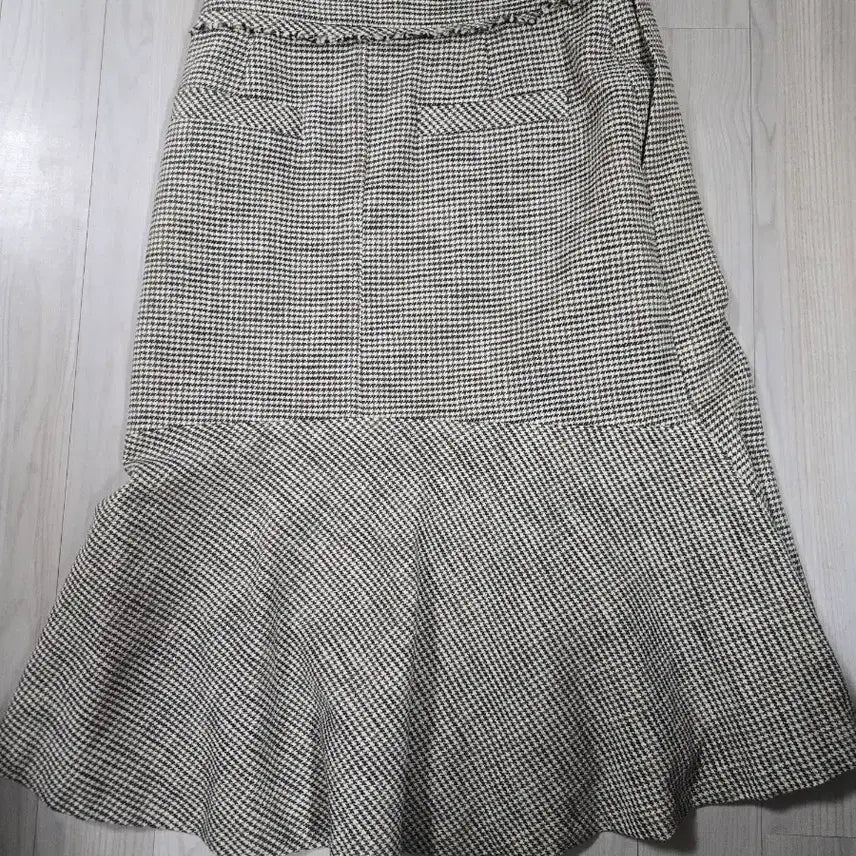 [BUNJANG] Lucky Chouette Check Skirt / 럭키슈에뜨 체크 치마