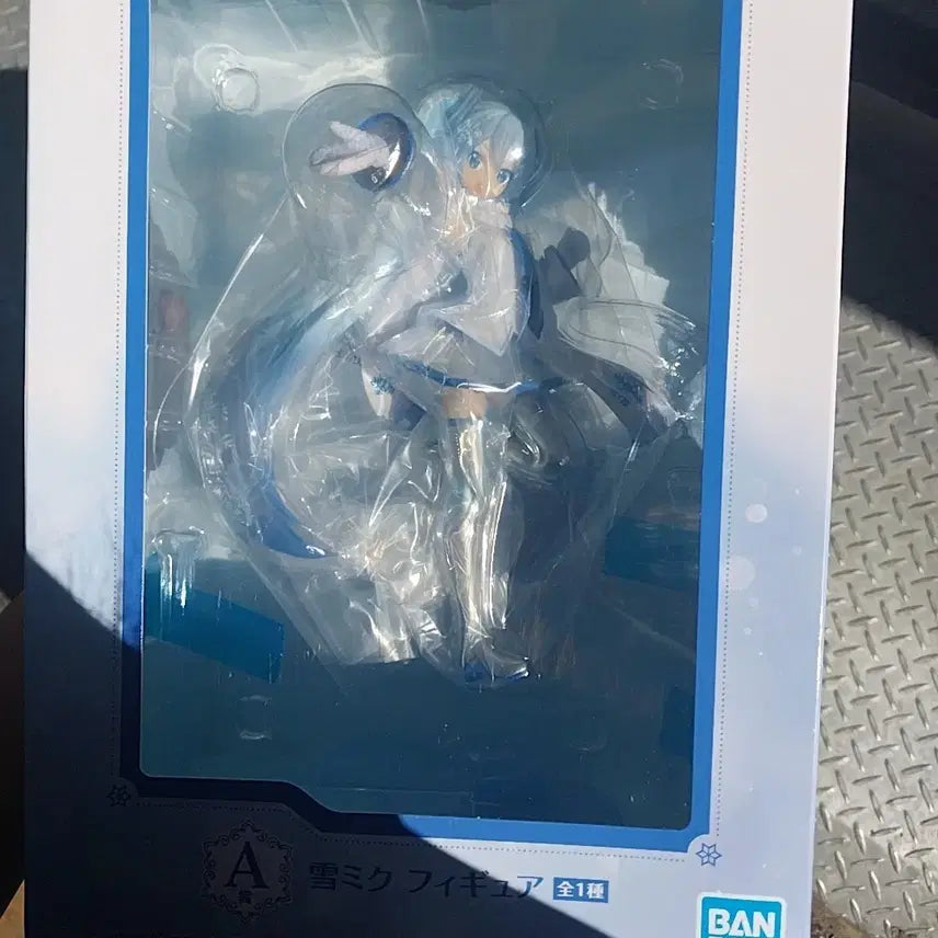 [BUNJANG] Hatsune Miku Snow Miku Prize Figure (Sealed) / 하츠네미쿠 쿠지 스노우미쿠 미개봉 판매합니다