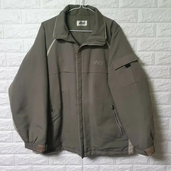 [BUNJANG] Asics Quilted Windbreaker Jacket / 아식스 누빔 바람막이자켓 판매합니다