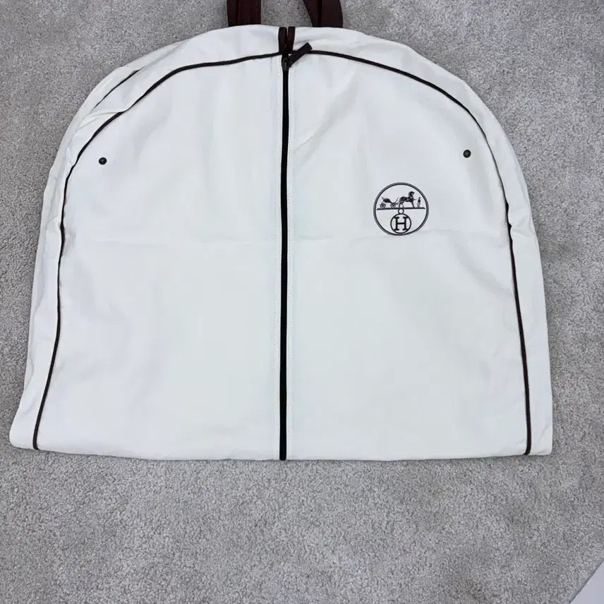 [BUNJANG] Hermès Garment Suitcase / 에르메스 수트케이스/에르메스 가버먼트