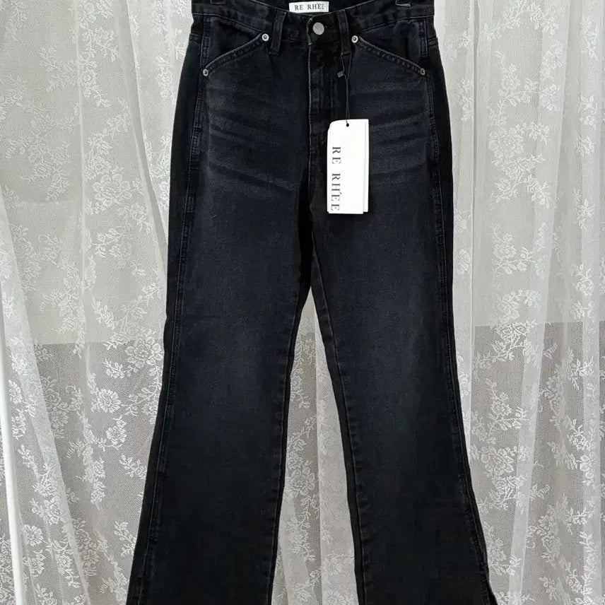 [BUNJANG] RE RHEE Semi Bootcut Denim Black / S) 새상품 리이 RE RHEE 세미부츠컷 데님 블랙