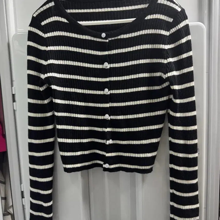 [BUNJANG] Stripe Cardigan (2 Types) / 단가라 가디건 두종류