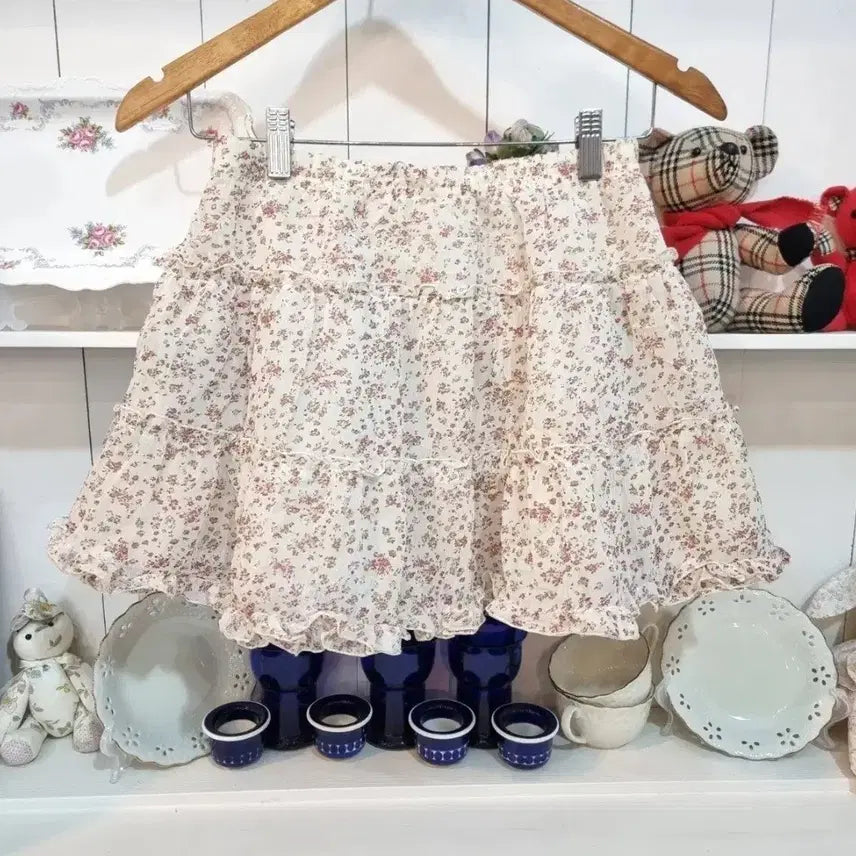 [BUNJANG] Floral Ruffle Mini Skirt / 잔꽃 프릴 미니 스커트