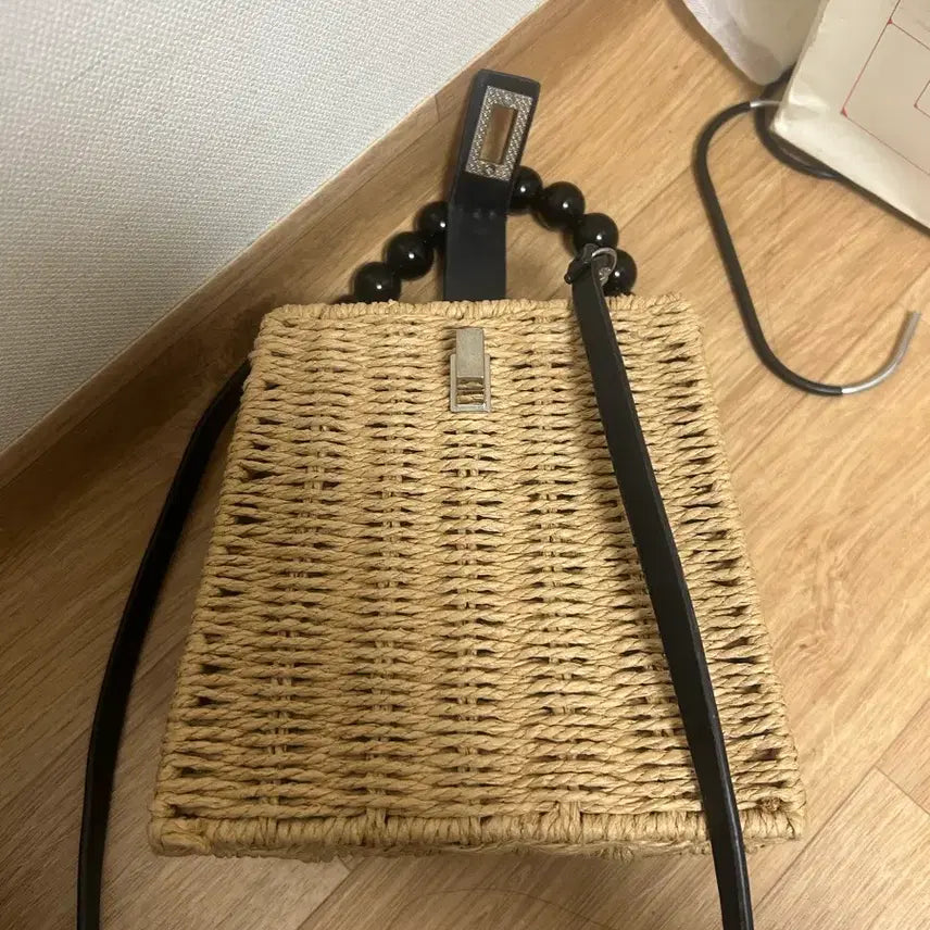 [BUNJANG] Rattan Bead Handle Tote Bag / 라탄 비즈 핸들 토트백