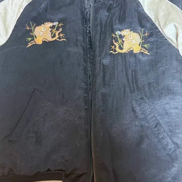 [BUNJANG] New Pickle Tiger Sukajan Jacket / 외지주 김준구 뉴피클 호랑이 스카쟌
