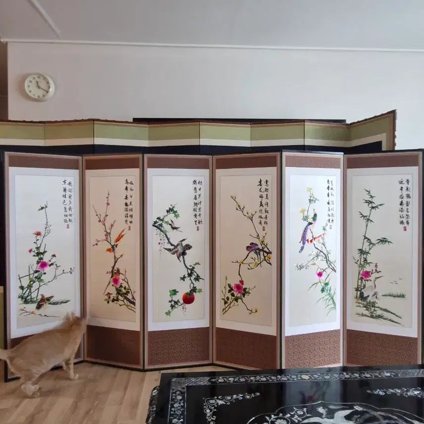 [BUNJANG] 6-Panel Folding Screen with Embroidered Birds and Flowers / 고급 자수 병풍 6폭 화조도 고가구