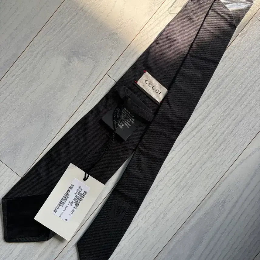 [BUNJANG] Gucci Silk Necktie Black / GUCCI 넥타이 블랙 팝니다.