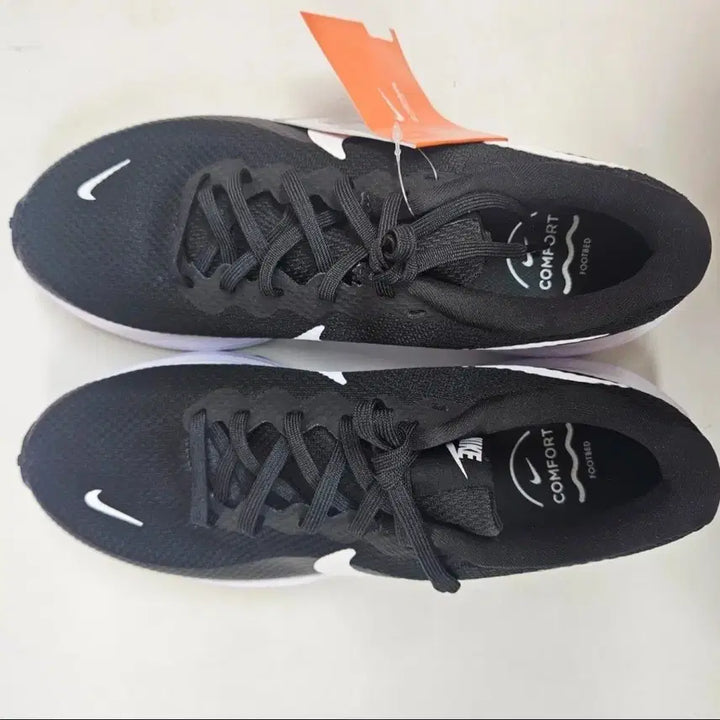 [BUNJANG] Nike Revolution 8 Shoes / 나이키 레볼루션8