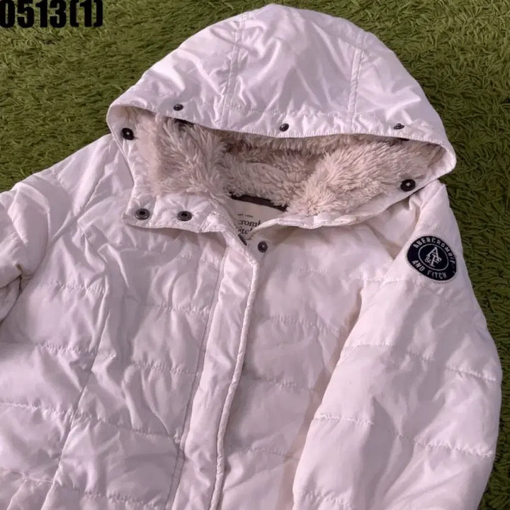 [BUNJANG] Abercrombie White Hooded Padded Jumper (M) / 아베크롬비 화이트 후드 패딩 점퍼 M