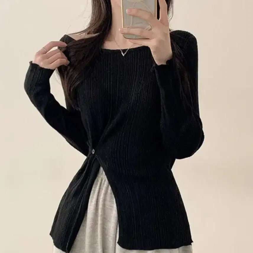 [BUNJANG] Side Slit Long Sleeve Knit Top / 사이드 트임 슬릿 긴팔티