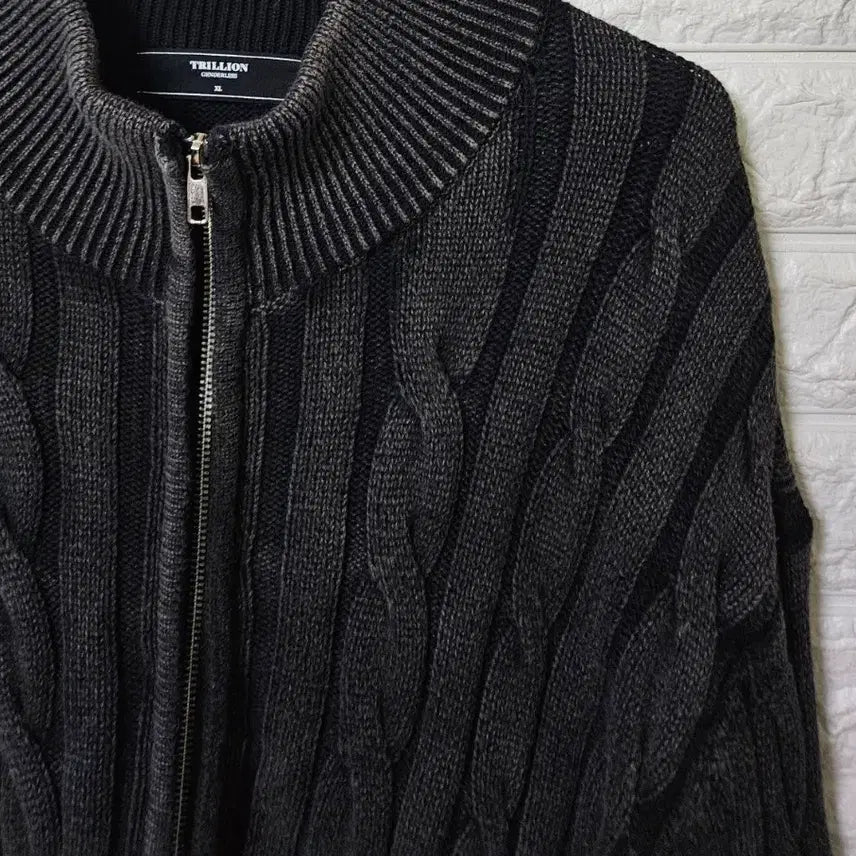 [BUNJANG] Trillion Pigment Cable Knit Zip-Up / 트릴리온 피그먼트 꽈배기 니트집업 판매합니다