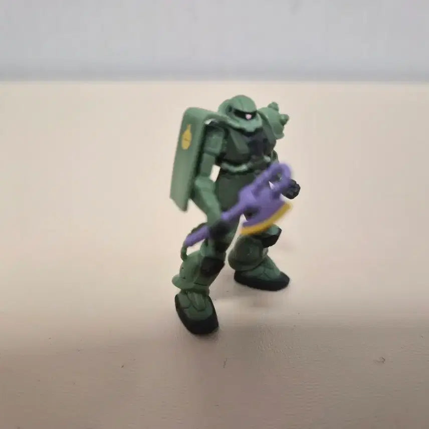 [BUNJANG] Bandai Gundam Collection 1/400 Zaku II Type C (Armored Engineer Company) (Heat Hawk) / 건담콜렉션 1/400- G3 : 자쿠 II C형 (기갑공병중대) (히트호