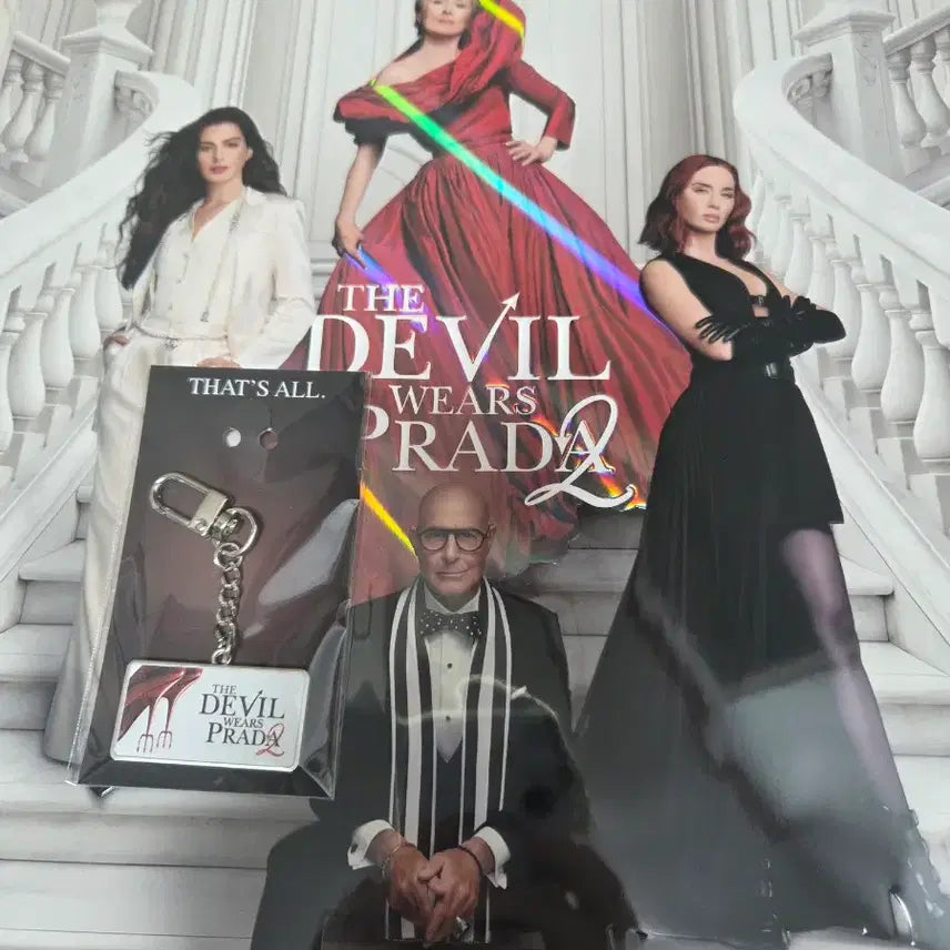 [BUNJANG] The Devil Wears Prada 2 Dolby Cinema Poster + Keyring Set / 악마는 프라다를 입는다 2 (Dolby Cinema)포스터 + 키링