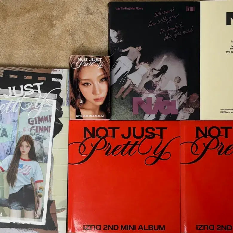 [BUNJANG] Isuna Unsealed Album Bundle Set / 이즈나 개봉 앨범 일괄 양도