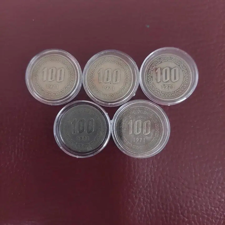 [BUNJANG] 1971-1982 South Korean 100 Won Coin Bundle (106 Coins) / (구100주)70년대~~80년대