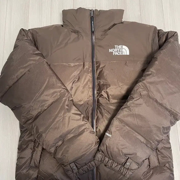 [BUNJANG] The North Face 1996 Dryvent Nuptse Beige Brown M / [새상품] 노스페이스 1996 드라이벤트 눕시 베이지브라운 M사이즈