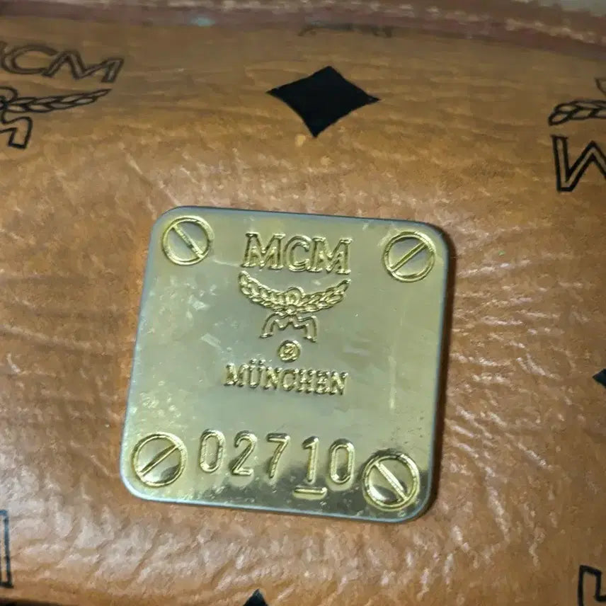 [SOLD OUT] MCM 엠씨엠 비세토스 브라운 보스턴백 토트백