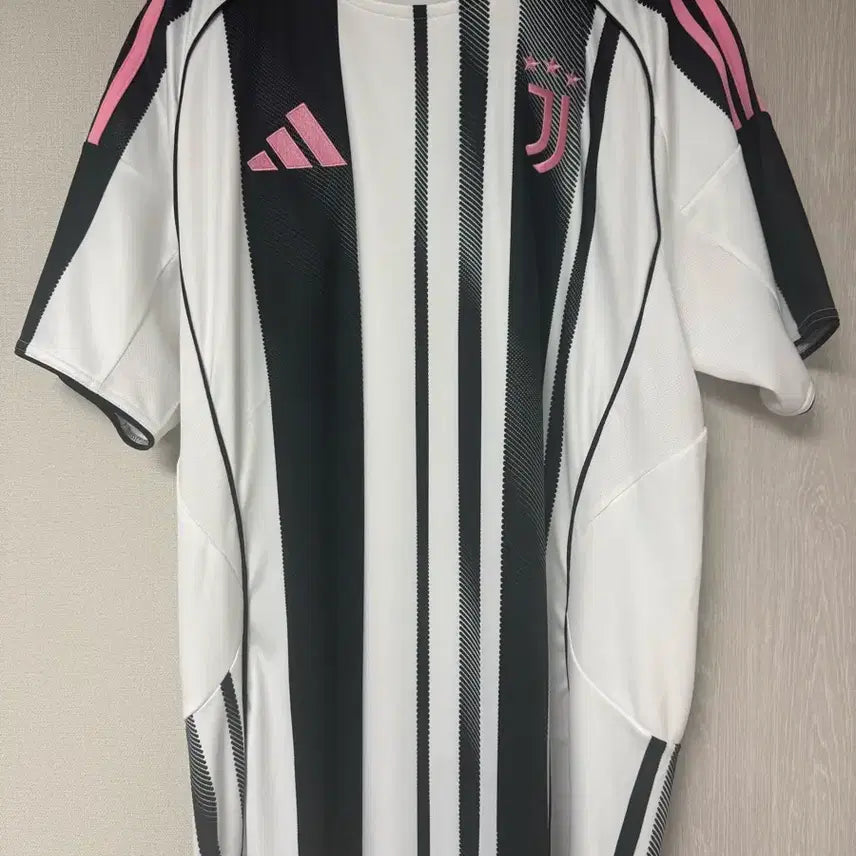 [BUNJANG] Juventus 25-26 Home Jersey / 25-26 유벤투스 유니폼