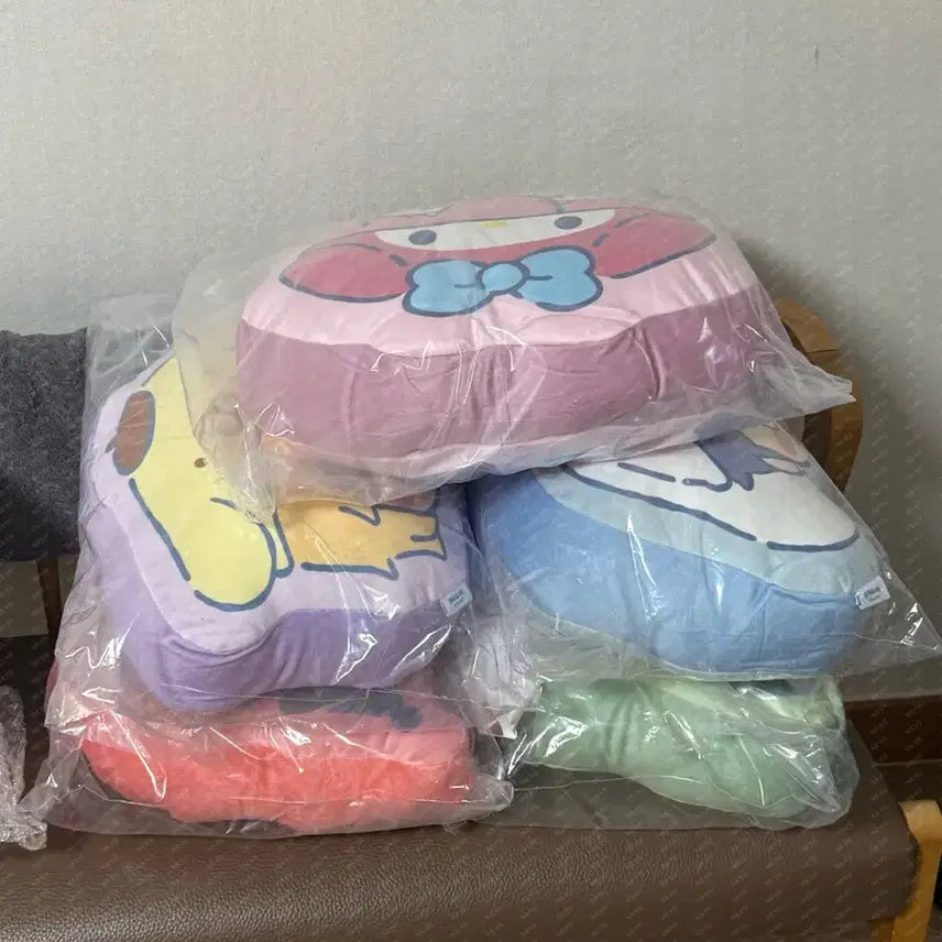 [BUNJANG] PLAVE Playve Cushion Bundle Set (Sealed) / [ 미개봉 ] 플뿌 쿠션 일괄 / 플레이브 쿠션 / 플뿌 엠디