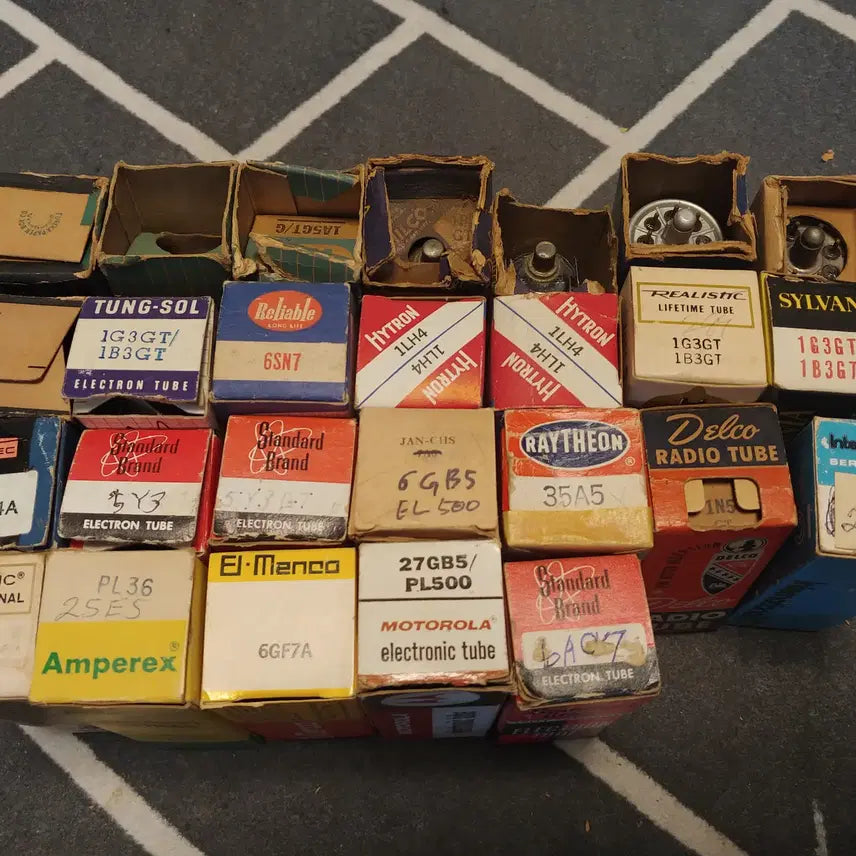 [BUNJANG] Assorted Vacuum Tubes / 진공관 42개-3 판매합니다.