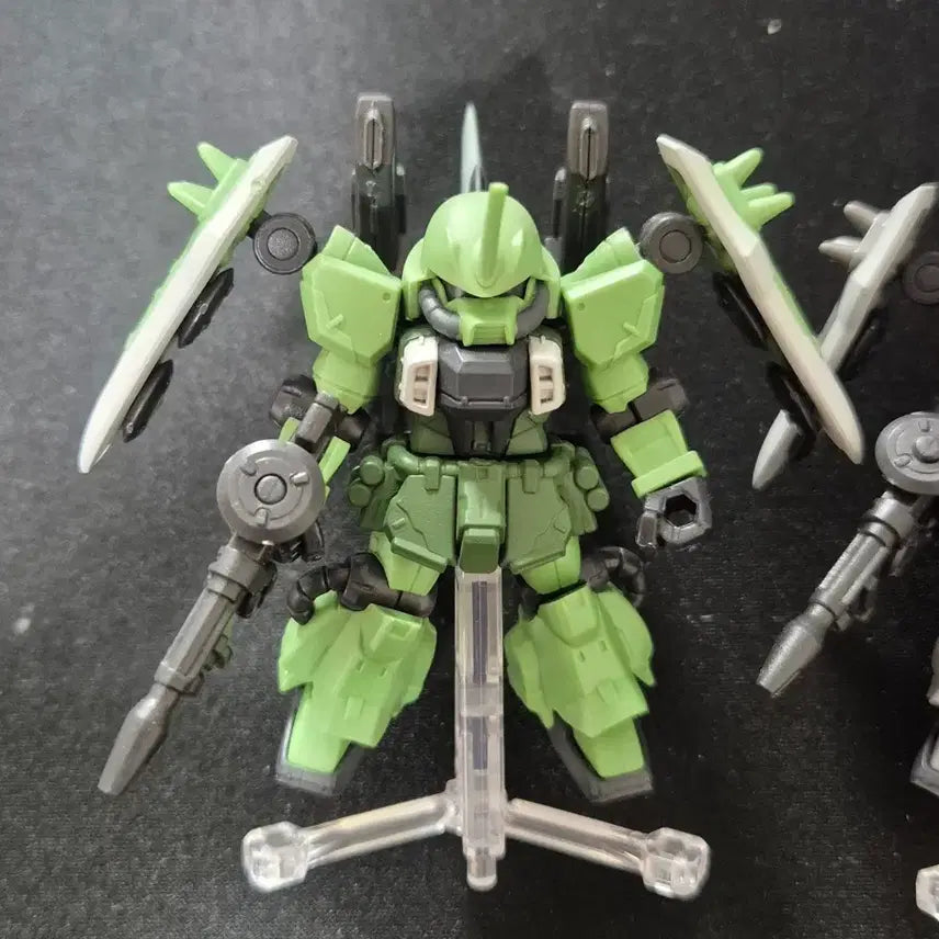 [BUNJANG] Gundam Ensemble Zaku Warrior + Weapon Set (3 Types) Bundle Set / 가샤폰 건담 앙상블 자쿠워리어 + 무기세트 3종 일괄