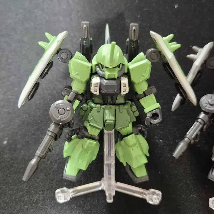 [BUNJANG] Gundam Ensemble Zaku Warrior + Weapon Set (3 Types) Bundle Set / 가샤폰 건담 앙상블 자쿠워리어 + 무기세트 3종 일괄