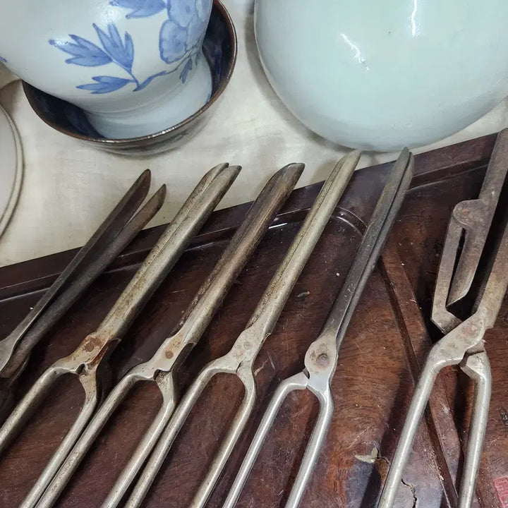 [BUNJANG] Antique "Yeontan" Hair Curler Set (6 pcs) / 근대사 연탄 고대기  6개 일괄판매합니다..