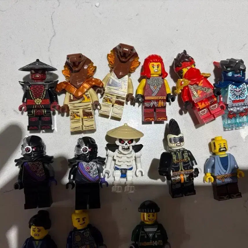 [BUNJANG] LEGO Ninjago &amp; Castle Series Figurines Bundle Set / 레고 닌자고 정품피규어 일괄