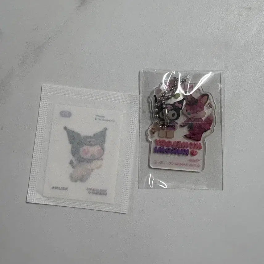 [BUNJANG] Sanrio Kuromi "Tti-busil" Sticker Set &amp; Keychain / 올리브영 산리오 쿠로미 띠부실+키링