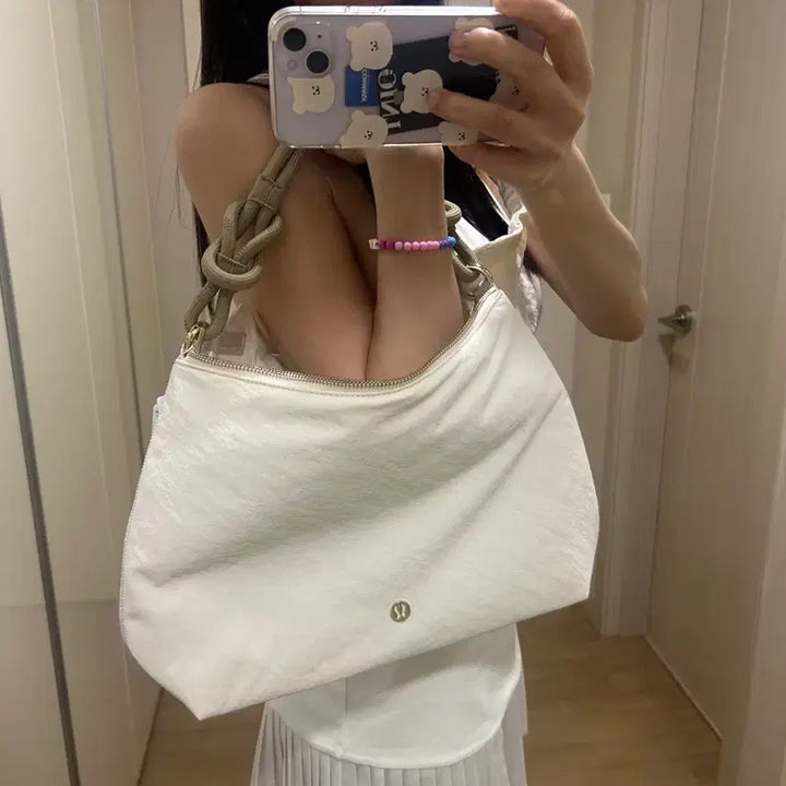 [BUNJANG] Lululemon Crossbody Bag Light Ivory / 룰루레몬 크로스바디백 라이트 아이보리