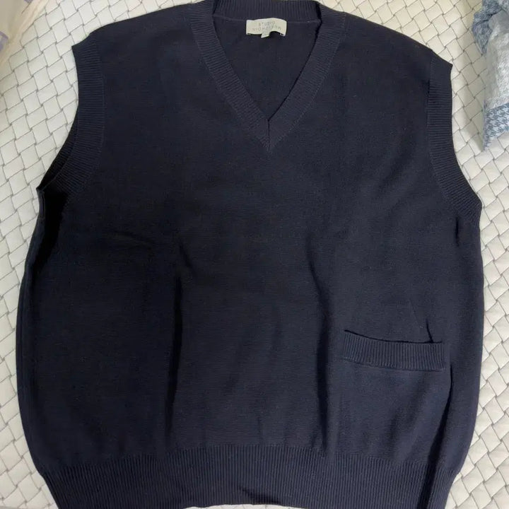 [BUNJANG] Studio Nicholson V-Neck Knit Vest Navy L / 스튜디오니콜슨 브이넥 니트 베스트 네이비 L사이즈