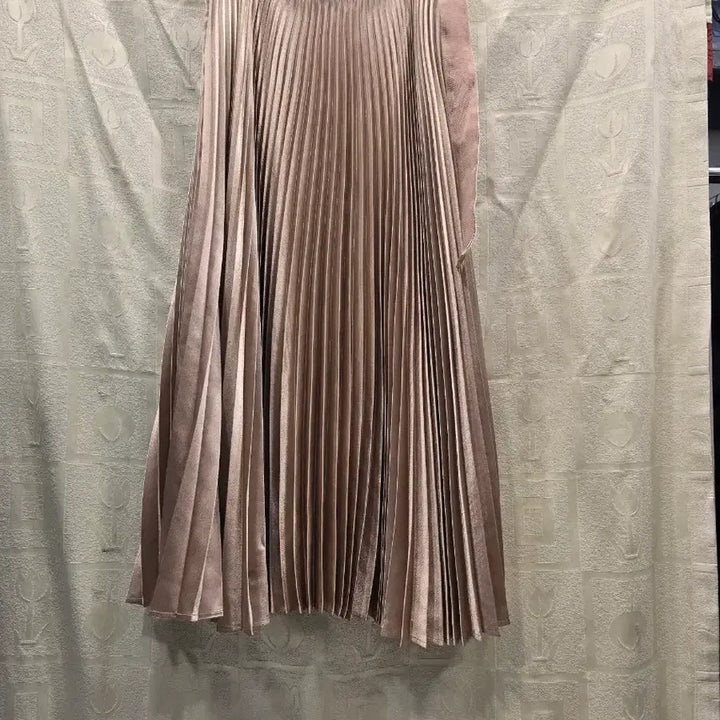 [BUNJANG] MICHAA Pleated Long Skirt Beige Size 66 / 미샤 플리츠 롱 스커트 베이지 66(27~28)