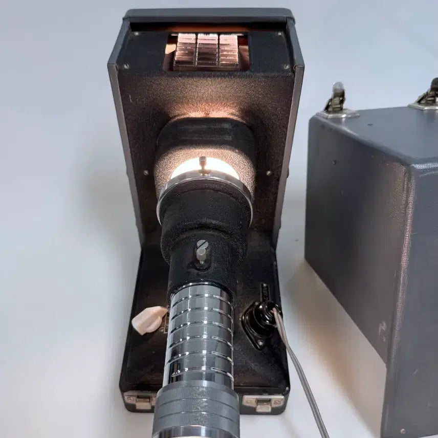 [BUNJANG] Master M-300 Slide Projector / Master M-300 환등기 슬라이드 영사기 무료배송