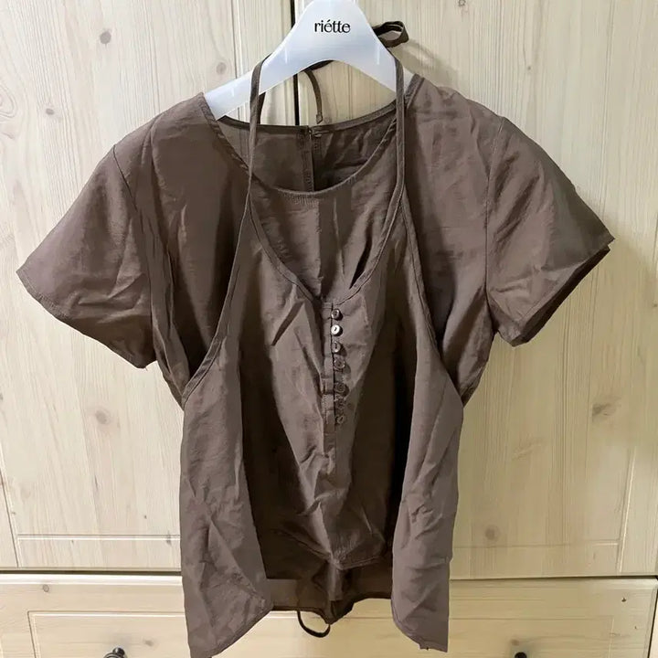 [BUNJANG] Halterneck Layered Blouse / 홀터넥 레이어드 블라우스