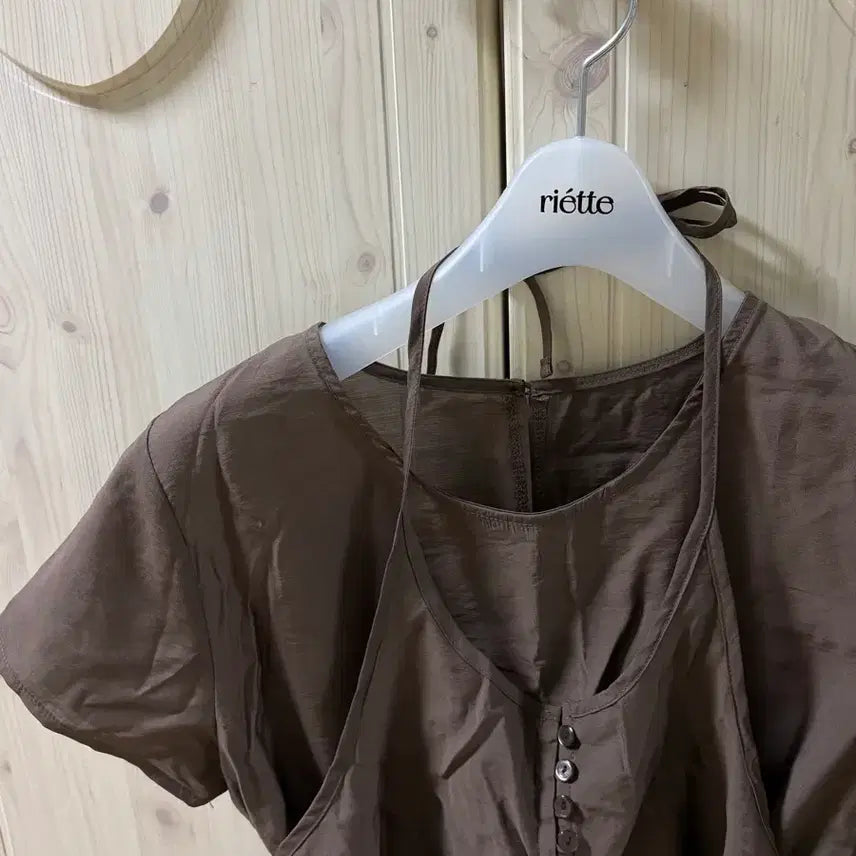 [BUNJANG] Halterneck Layered Blouse / 홀터넥 레이어드 블라우스