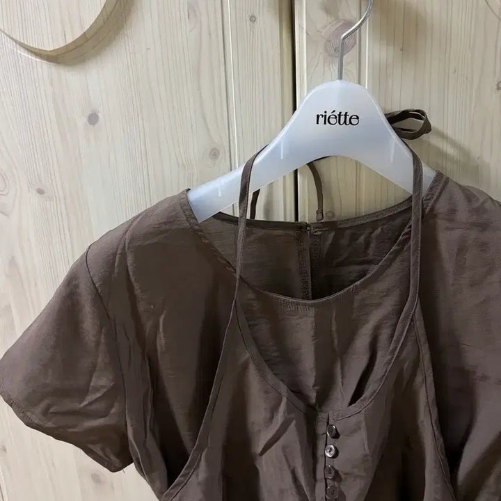 [BUNJANG] Halterneck Layered Blouse / 홀터넥 레이어드 블라우스