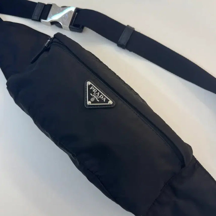 [BUNJANG] Prada Re-Nylon Pocono Belt Bag Black / 프라다 리나일론 포코노 벨트백
