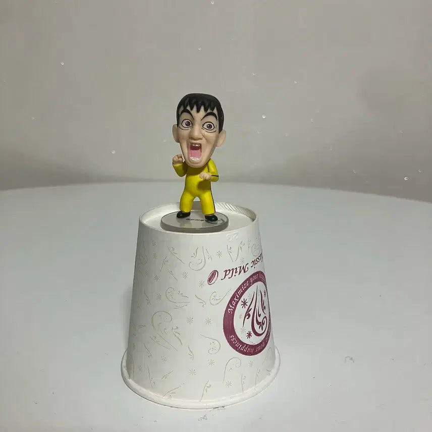 [BUNJANG] The Eccentric Family Bruce Lee Figure / 괴짜가족 이소룡 피규어