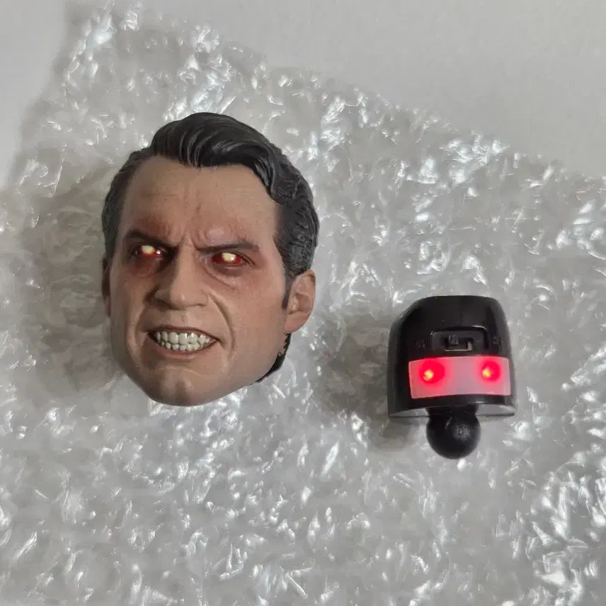 [BUNJANG] Hot Toys Superman Heat Vision LED Head Justice League / 핫토이 슈퍼맨 히트비전 led 헤드 저스티스리그