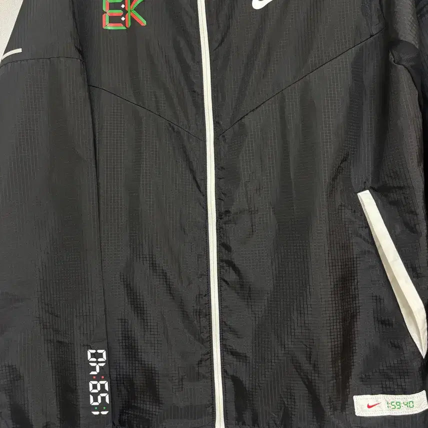 [BUNJANG] Nike KEEPGOiNG EK Windrunner Jacket / 나이키 킵조게 EK 윈드러너 바람막이 자켓 L
