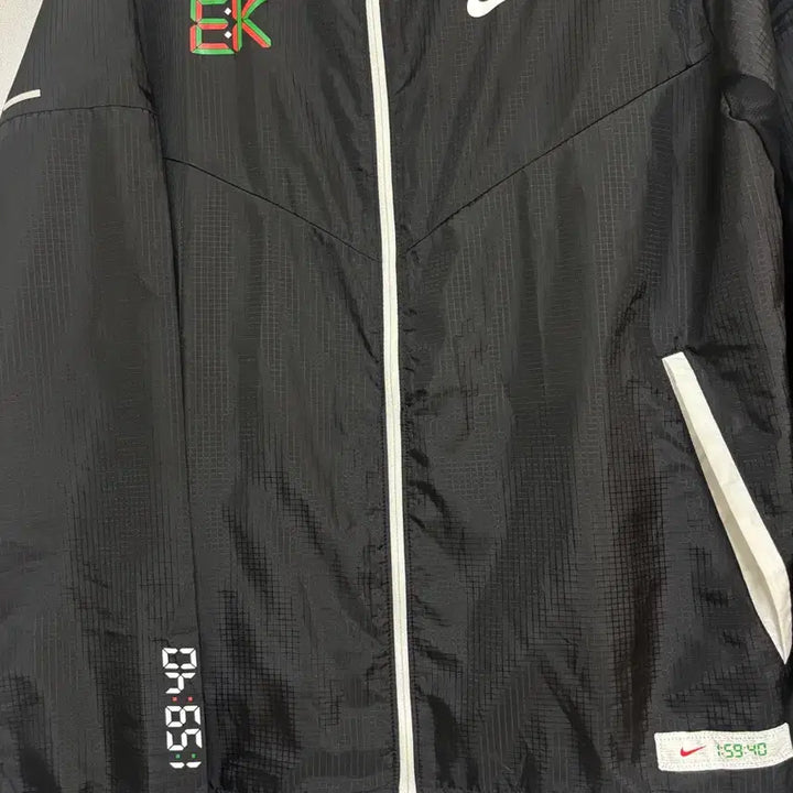 [BUNJANG] Nike KEEPGOiNG EK Windrunner Jacket / 나이키 킵조게 EK 윈드러너 바람막이 자켓 L