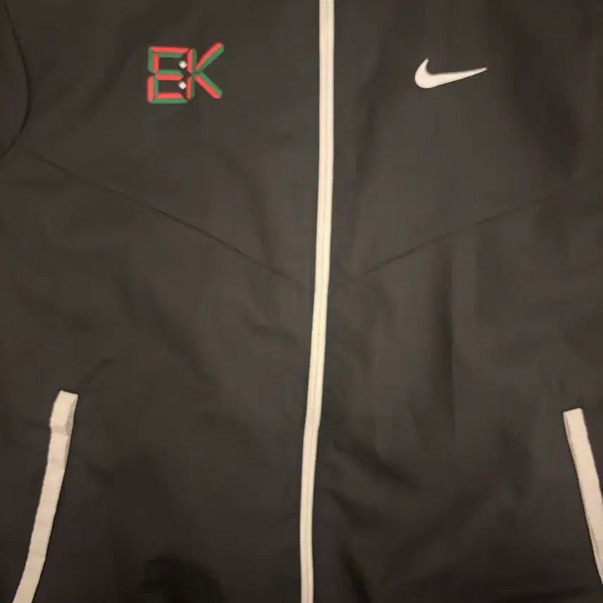 [BUNJANG] Nike KEEPGOiNG EK Windrunner Jacket / 나이키 킵조게 EK 윈드러너 바람막이 자켓 L