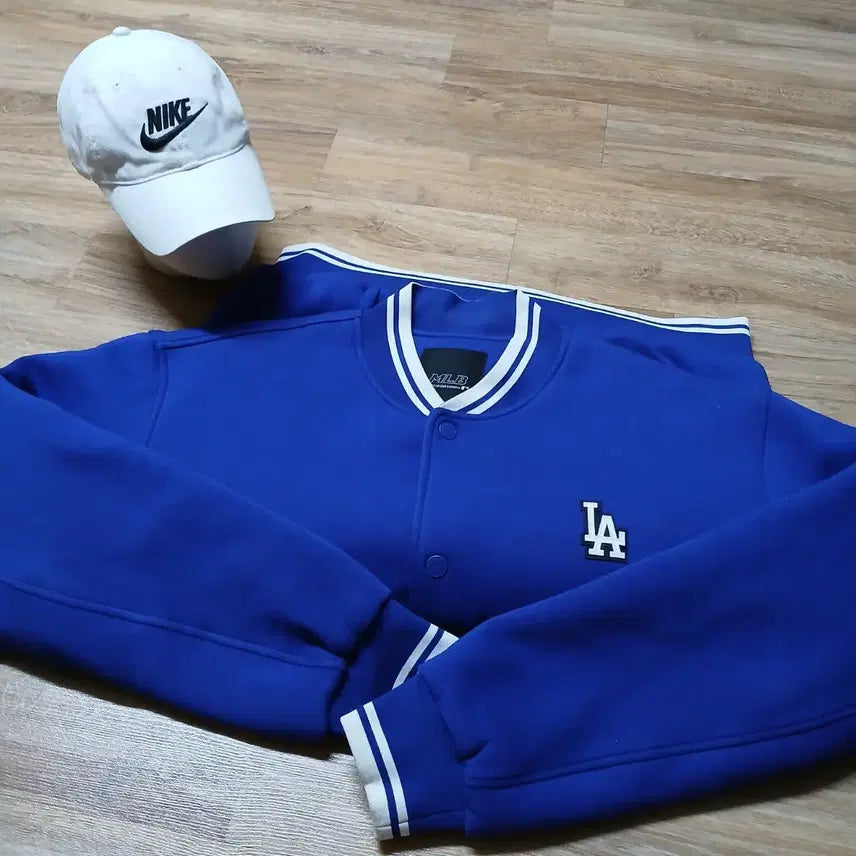 [BUNJANG] MLB Neoprene Varsity Quilted Jumper Jacket / MLB 엠엘비 네오프렌 바시티 누빔 점퍼 야구 자켓