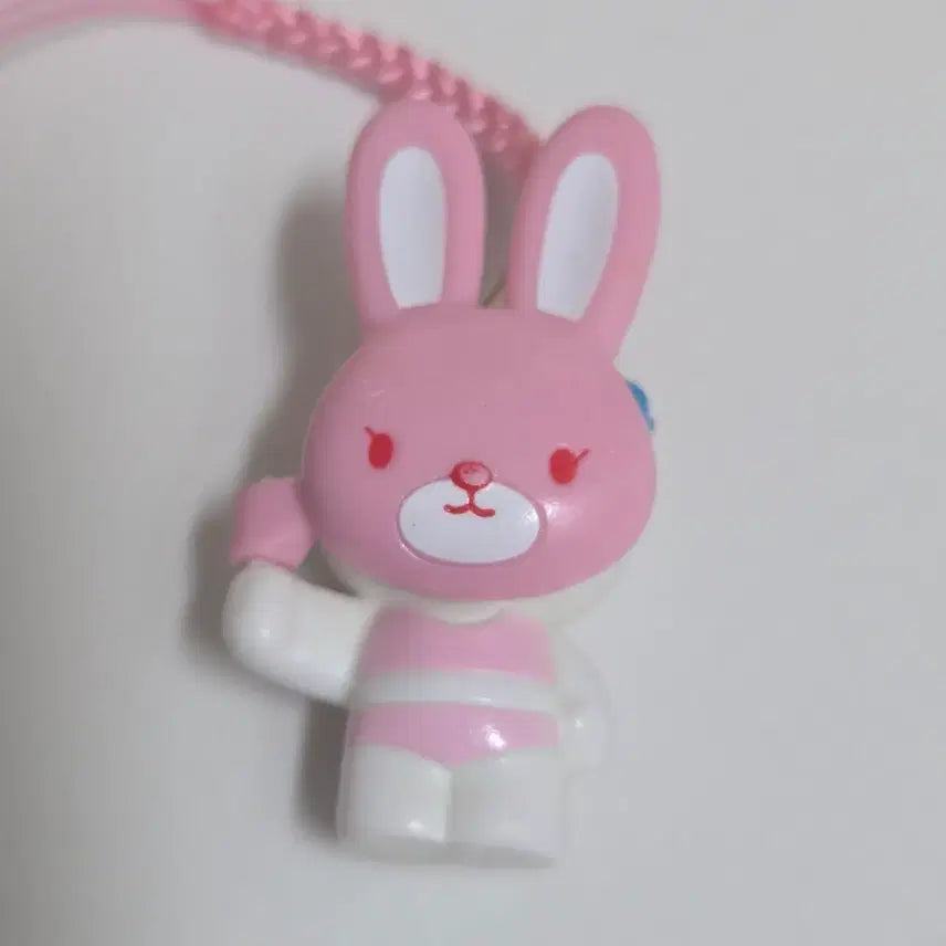 [BUNJANG] Classic Bunny Mask Kitty Keychain Strap / 고전 바니 토끼 가면 키티 키링 스트랩