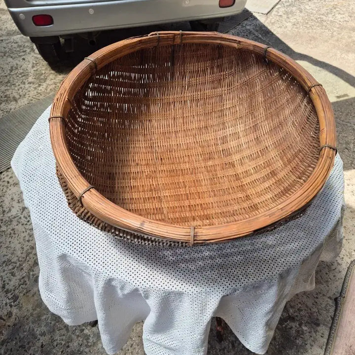 [BUNJANG] 40-Year-Old Bamboo Basket / 40년된 대나무 소쿠리(골동품)