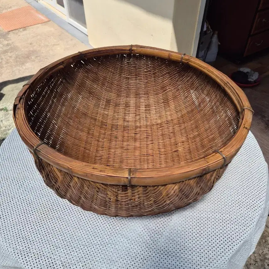 [BUNJANG] 40-Year-Old Bamboo Basket / 40년된 대나무 소쿠리(골동품)